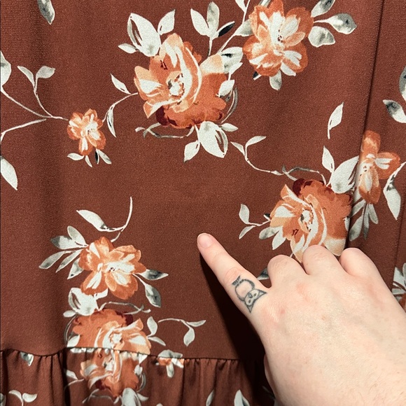 Torrid Hi-Low Blouse - Picture 5 of 6